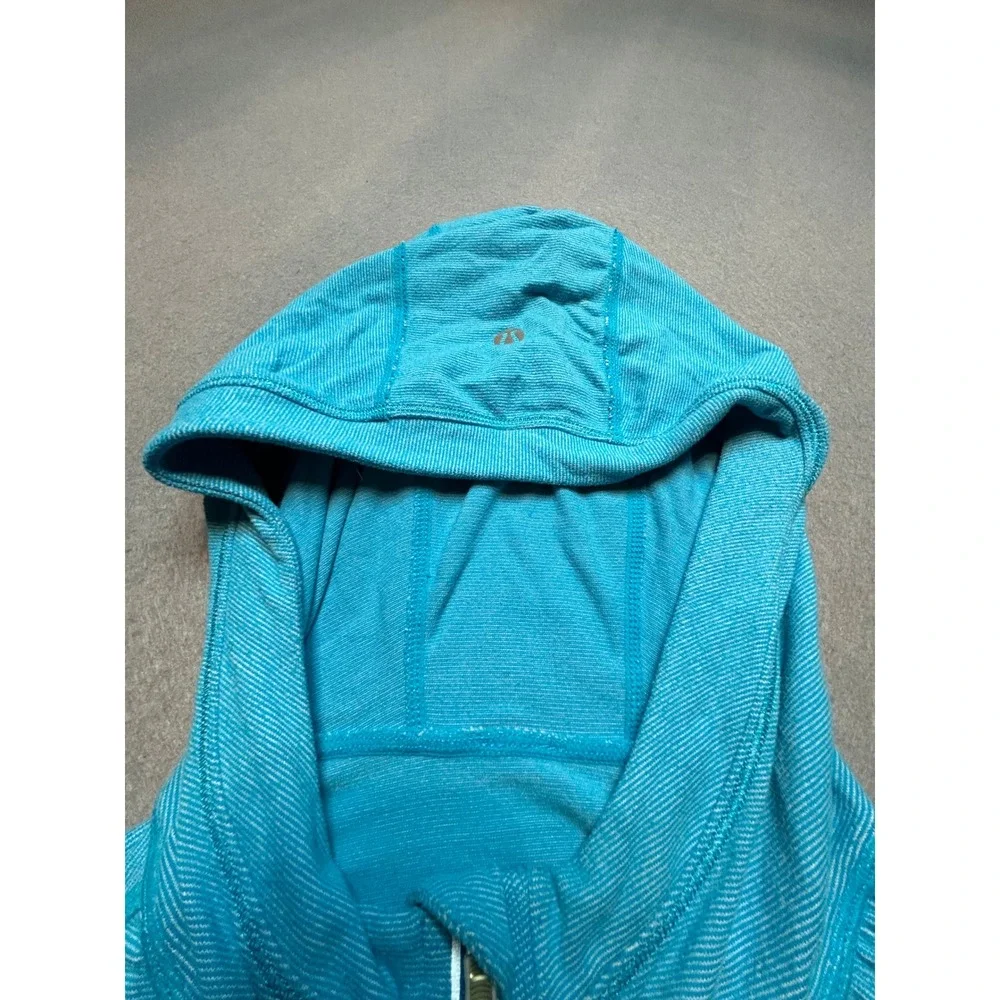 Lululemon Turquoise Blue Ruched Half Zip Hoodie Long Sleeve Thumbholes Size 6-53